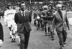 ��̳ʮ����������˧����:����10�����¿� ��������